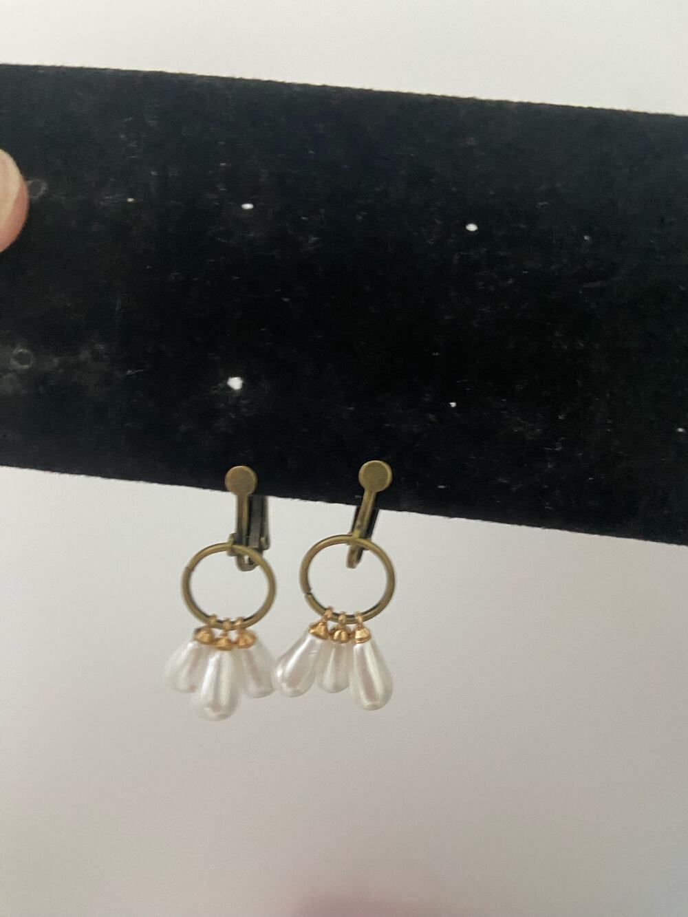 Faux pearl clip on earrings